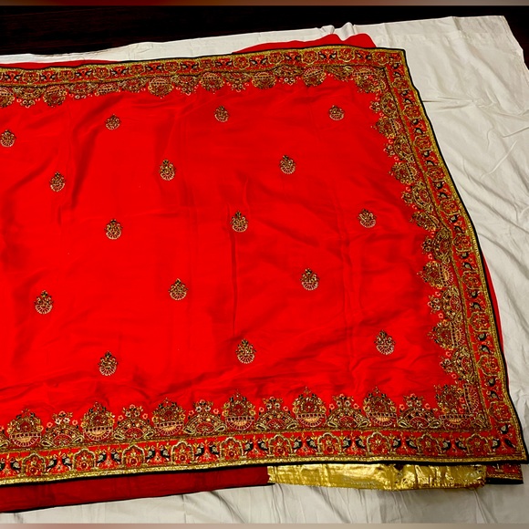 Beautiful wedding saree red orange with blouse size medium. Never worn, OBO - Picture 4 of 4